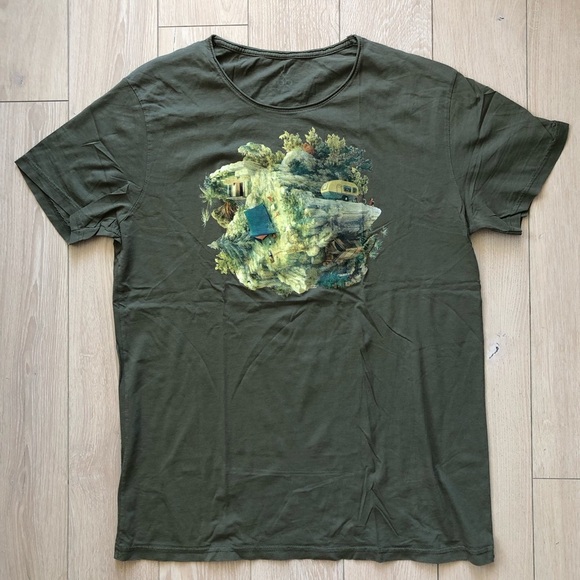 Kaft Outdoor Graphic T-Shirt in Olive Green Men’s Size L - Picture 1 of 9